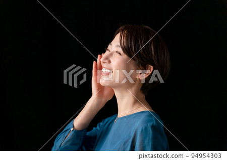 Female black background Female black background 94954303
