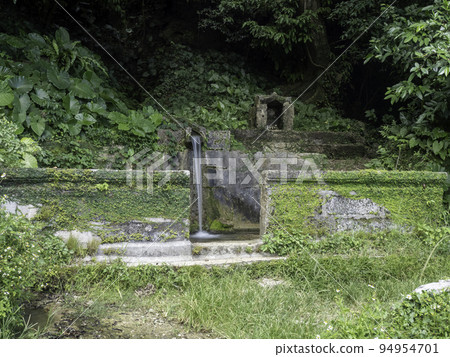 Hanahiga River, Tamagusugaki, Nanjo City, Okinawa Prefecture 94954701