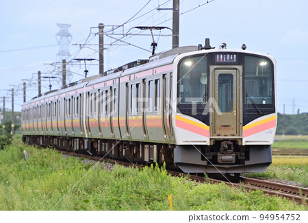 白神線佐佐木西柴田JR東E129系列A25編隊(新潟) 白神線佐佐木西柴田JR東E129系列A25編隊(新潟) 94954752