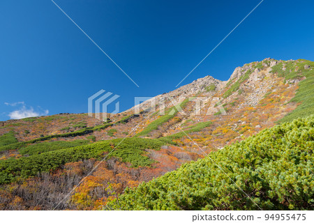 變成紅色的三嶽山 變成紅色的三嶽山 94955475