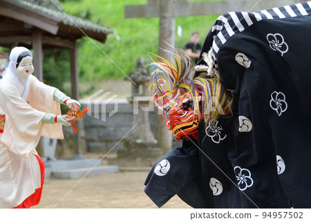 舞獅與禦福、神戶市非物質文化遺產、南總神樂獅子 舞獅與禦福、神戶市非物質文化遺產、南總神樂獅子 94957502