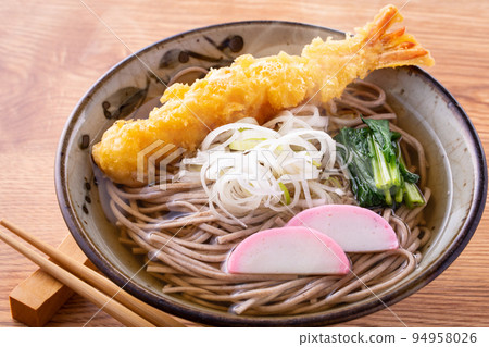 美味的蝦天婦羅蕎麥麵 94958026