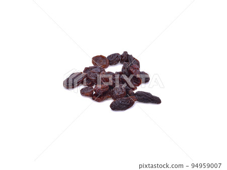 Rasins isolated on white backround 94959007