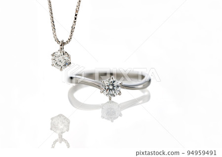 cute diamond ring 94959491