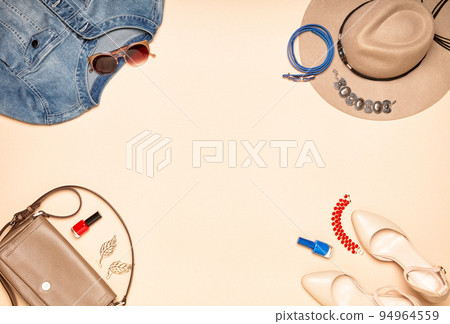 Fashionable Women's Cosmetics and Accessories Fashionable Women's Cosmetics and Accessories 94964559