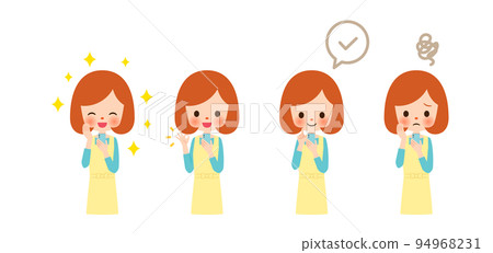 一組操作智能手機的年輕女性 94968231