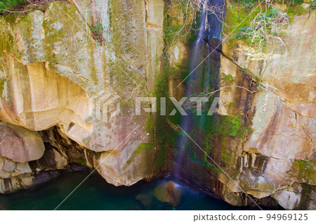 秋保來來峽和時雨瀑布（仙台市秋保溫泉村） 94969125