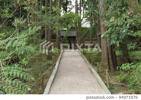 南都六宗之一的東招提寺，初秋風光 94973976