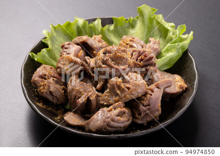 Grilled gizzard with salt Grilled gizzard with salt 94974850