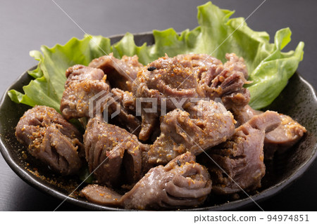 Grilled gizzard with salt Grilled gizzard with salt 94974851