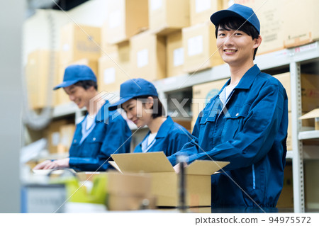 Business Factory Manufacturing Warehouse Distribution Transportation Packing 94975572