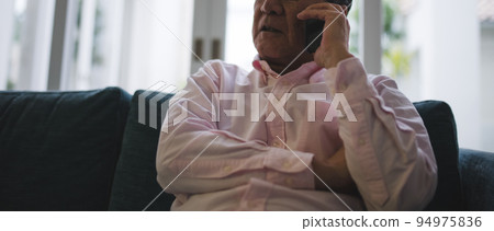 電話 老年人 男人 94975836