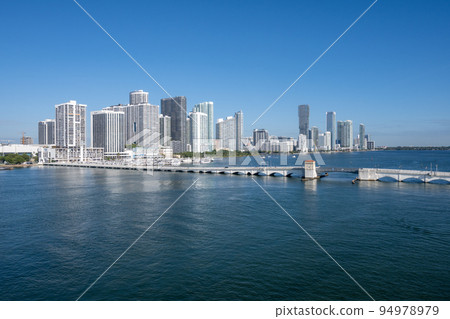 Residential waterfront buildings on Biscayne Bay in Miami, Florida. 94978979