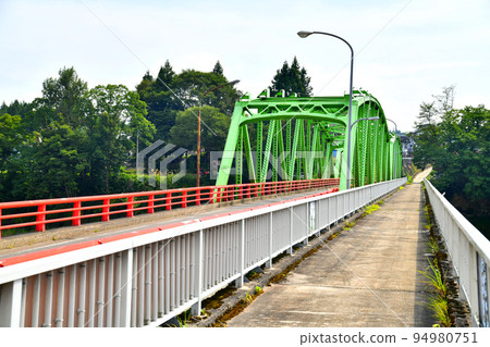 從津南站眺望的信濃川大橋/信濃川（新潟縣津南町）[2022年9月] 94980751