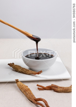 oriental, medicinal root plant, fresh ginseng 94980768