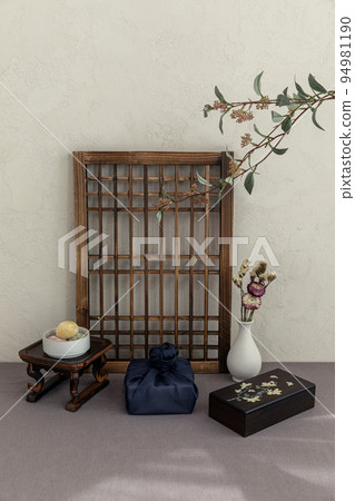 Korean traditional gift packaging with silk clothes 94981190