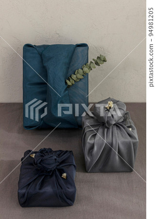Korean traditional gift packaging with silk clothes 94981205