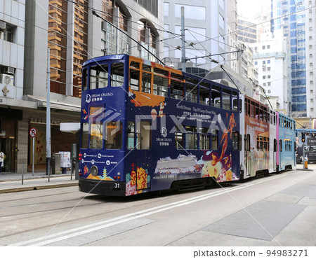 Foot of the common people of Hong Kong "Tram" (tram) Foot of the common people of Hong Kong who have been running since the British colonial times Foot of the common people of Hong Kong "Tram" (tram) Foot of the common people of Hong Kong who have been running since the British colonial times 94983271