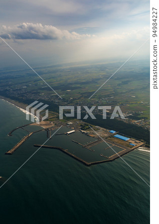 Misawa fishing port (Misawa city, Aomori prefecture) vertical composition seen from above Misawa fishing port (Misawa city, Aomori prefecture) vertical composition seen from above 94984227