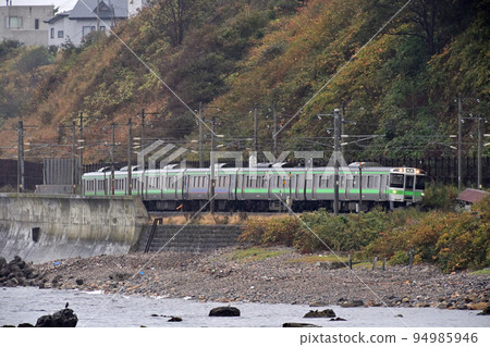 函館本線朝里小樽築港JR北海道系列721 F-4203編隊(札幌) 函館本線朝里小樽築港JR北海道系列721 F-4203編隊(札幌) 94985946