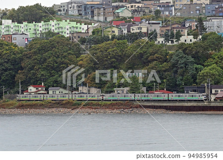 Hakodate Main Line Asari-Otaru Chikko JR Hokkaido 721 series G-101 formation + Kiha 201 series D-101 formation Hakodate Main Line Asari-Otaru Chikko JR Hokkaido 721 series G-101 formation + Kiha 201 series D-101 formation 94985954