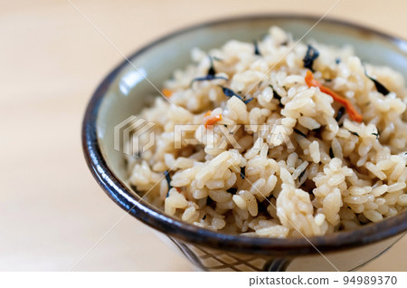 Kufa juicy (Okinawan-style cooked rice) Kufa juicy (Okinawan-style cooked rice) 94989370