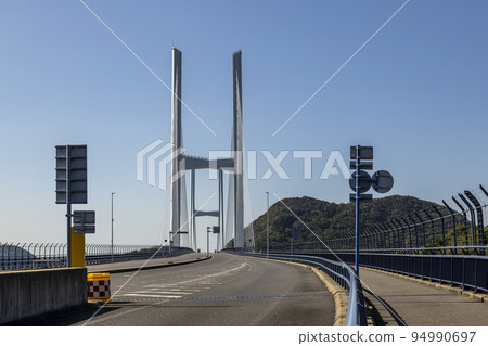 Toll road in Nagasaki, Goddess Bridge [Nagasaki City, Nagasaki Prefecture] 94990697