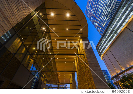 Nakanoshima Festival Tower West Entrance 94992098