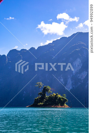 View of Khao Sok national park Cheow Lan Dam lake in Surat Thani, Thailand View of Khao Sok national park Cheow Lan Dam lake in Surat Thani, Thailand 94992899