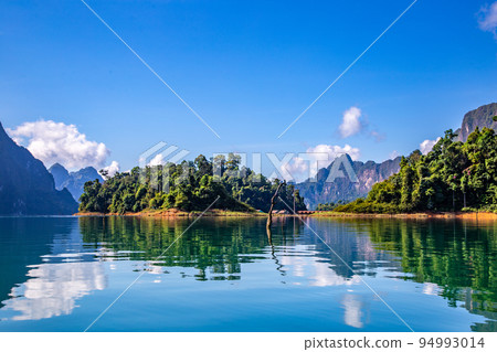 View of Khao Sok national park Cheow Lan Dam lake in Surat Thani, Thailand 94993014