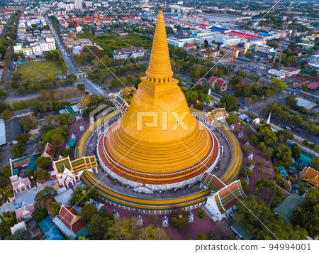 Aerial view of Phra Pathom Chedi biggest stupa in Nakhon Pathom, Thailand 94994001
