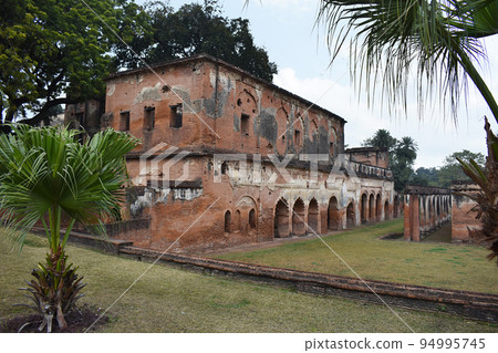 The Treasury House the British Residency built by Nawab Asaf Ud-Daulah completed by Nawab Saadat Ali Khan in late 1700s, Lucknow, Uttar Pradesh, India 94995745
