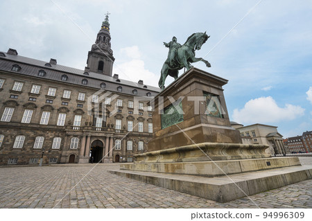 Frederick VII statue in Copenhagen, Denmark Frederick VII statue in Copenhagen, Denmark 94996309
