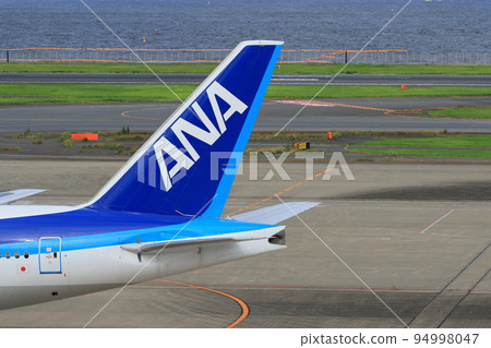 Passenger aircraft tail Auxiliary power unit Passenger aircraft tail Auxiliary power unit 94998047