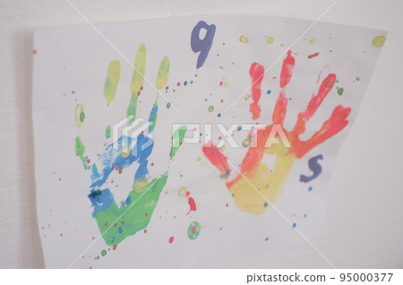 9歲孩子的手印 95000377