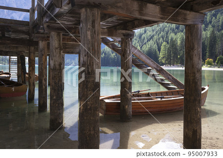 lago di Braies lago di Braies 95007933