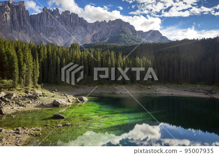 Lago di Carezza 95007935