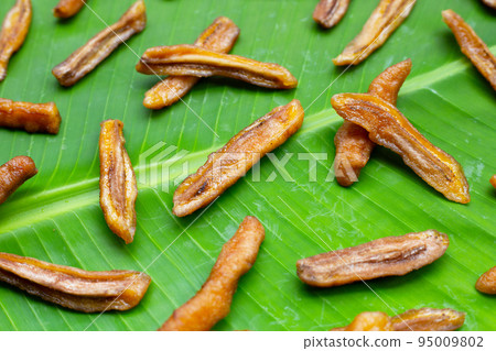 Sun dried banana. Fruit snack 95009802