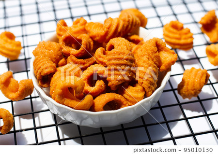 Klong Klang Krob, Thai Crispy Caramel Klong Klang Krob, Thai Crispy Caramel 95010130