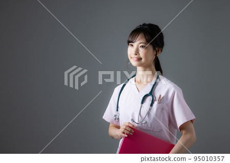nurse nurse 95010357
