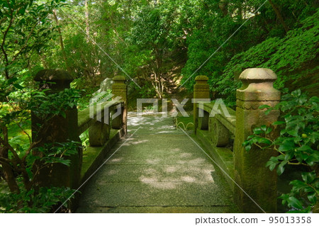 琉璃光院橋上的方法 95013358