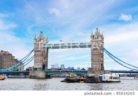 London Tower Bridge 95014203