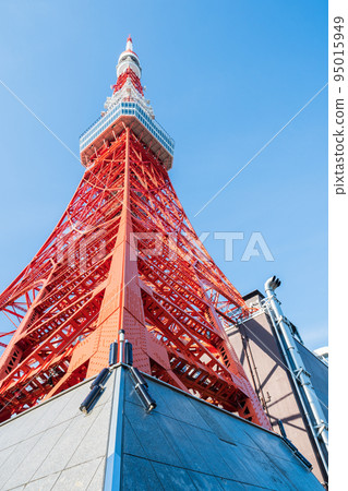 “東京”藍天和東京塔 95015949
