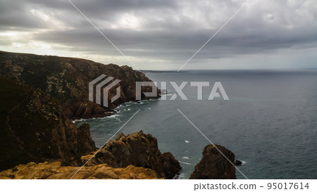 Landscape view to Atlantic ocean from Cabo da Roca in Portugal Landscape view to Atlantic ocean from Cabo da Roca in Portugal 95017614