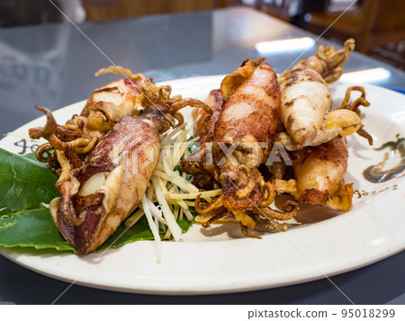 Fried Rolls (Lock Tube) 95018299