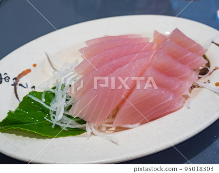 旗魚生魚片 95018303