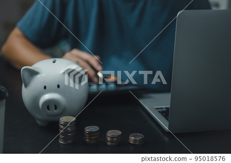 Deposit fund growth savings piggybank finance cash coin currency economy investment. business tax wealth income loan retirement concept. 95018576