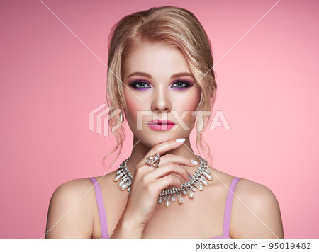 Portrait Beautiful Woman with Jewelry Portrait Beautiful Woman with Jewelry 95019482