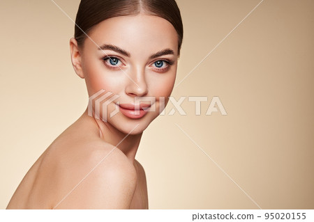 Portrait beautiful young woman with clean fresh skin Portrait beautiful young woman with clean fresh skin 95020155