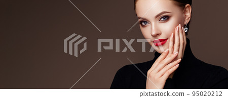 Beautiful woman face with perfect makeup Beautiful woman face with perfect makeup 95020212